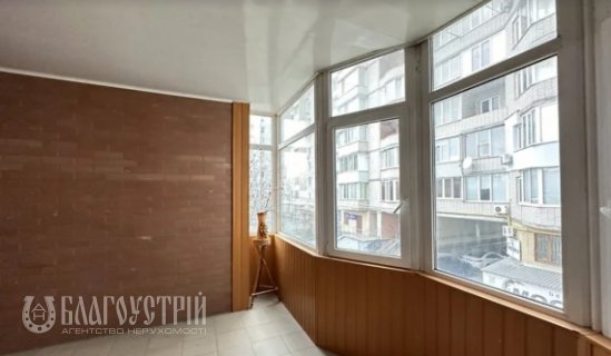 3-x квартира, Острозького, 55