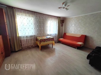 Будинок, Набережна Будинок, Набережна