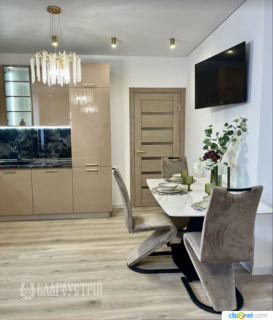 3-x квартира, Шептицького, 6