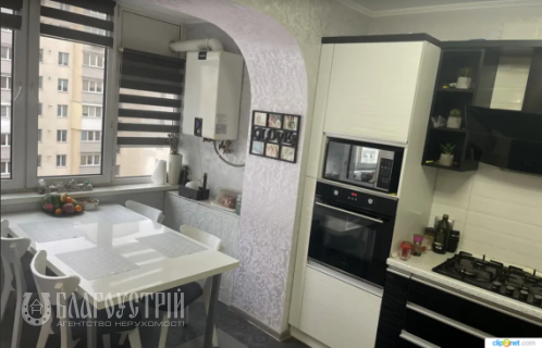 3-x квартира, Левка Лук`яненка (Ватутіна), 137Б 3-x квартира, Левка Лук`яненка (Ватутіна), 137Б