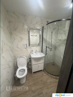 2-x квартира, Космонавтів проспект