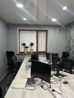 Комерційна нерухомість, Юності проспект, 10 Комерційна нерухомість, Юності проспект, 10