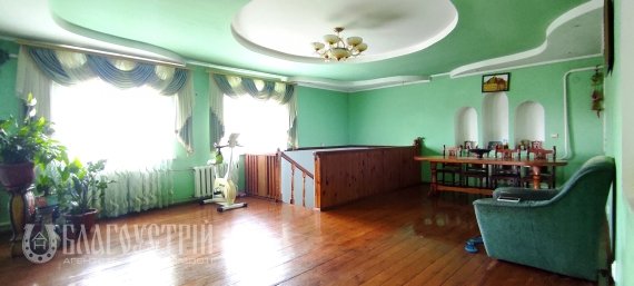 Комерційна нерухомість, X Комерційна нерухомість, X