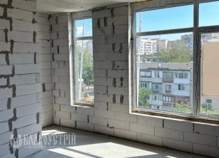 3-x квартира, Космонавтів проспект, 76