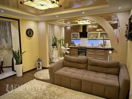 3-x квартира, Миколаївська 3-x квартира, Миколаївська