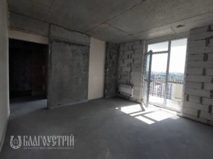 2-x квартира, Академіка Янгеля