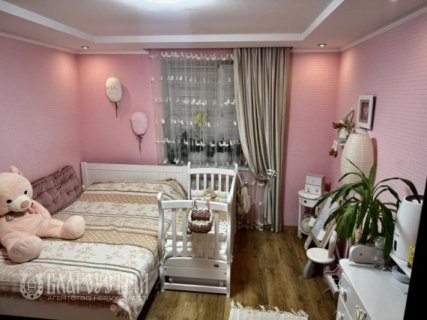 3-x квартира, Миколаївська 3-x квартира, Миколаївська