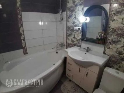 1-x квартира, Тимошенка (Якіра)