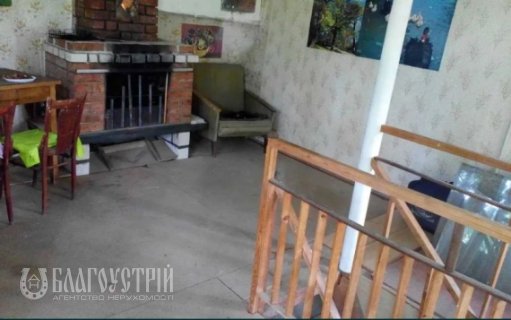 Дачний будинок, Черняховського проїзд 4-й Дачний будинок, Черняховського проїзд 4-й