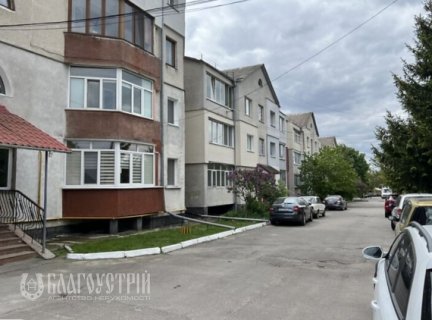 2-x квартира, Аграрна, 5