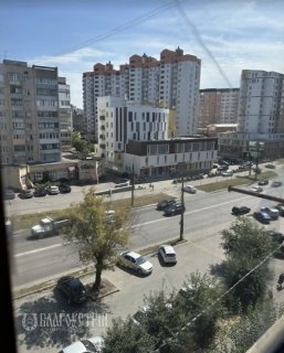 1-x квартира, Київська