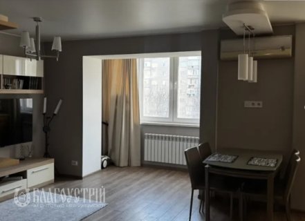 1-x квартира, Академіка Янгеля, 65