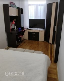 2-x квартира, Соловйова