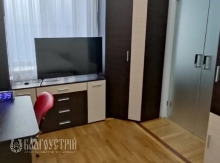 2-x квартира, Соловйова