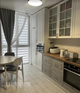 2-x квартира, Трамвайна, 3В