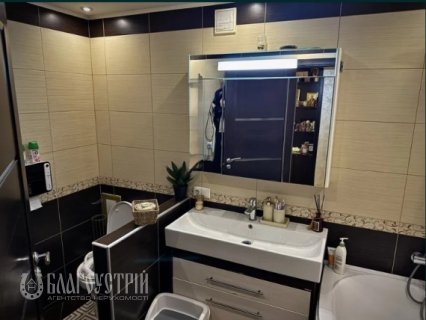 3-x квартира, Миколаївська 3-x квартира, Миколаївська