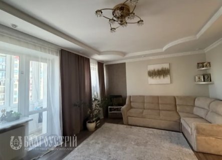 2-x квартира, Пирогова