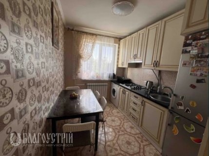 3-x квартира, Космонавтів проспект, 81