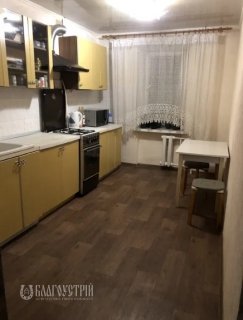 3-x квартира, Корнелюка (Станіславського), 34