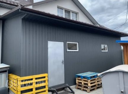 Комерційна нерухомість, Х Комерційна нерухомість, Х