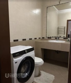 2-x квартира, Антонова Олега