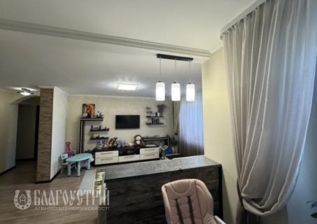 3-x квартира, Скалецького Р., 35